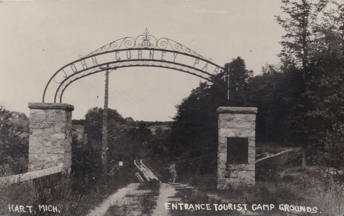 John Gurney Park - 1914 Photo Of John Gurney Park Entrance - Eerie (newer photo)